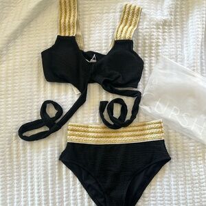 New with tags Cupshe Bikini